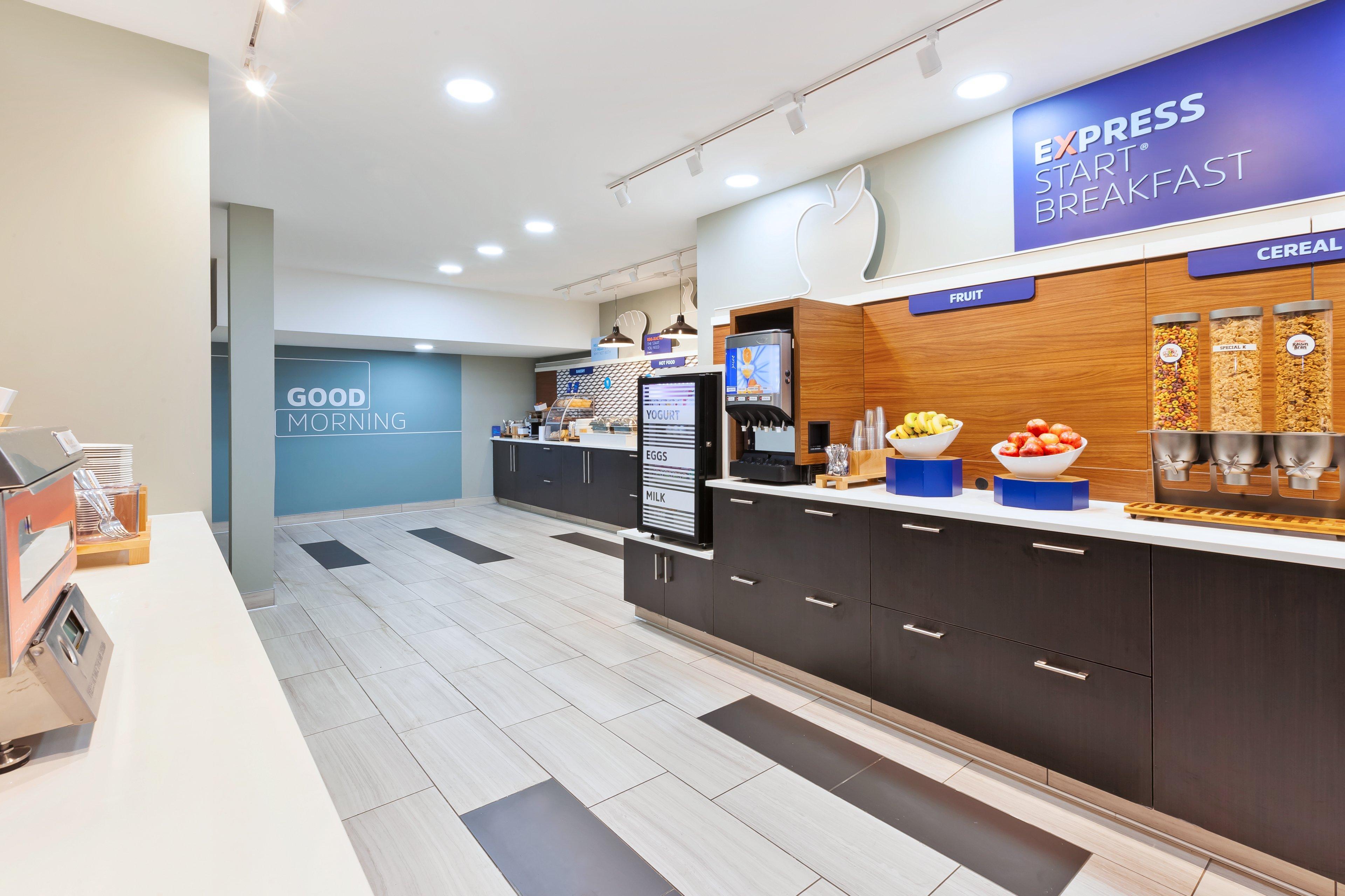 Holiday Inn Express Winnipeg Airport - Polo Park By Ihg Zewnętrze zdjęcie