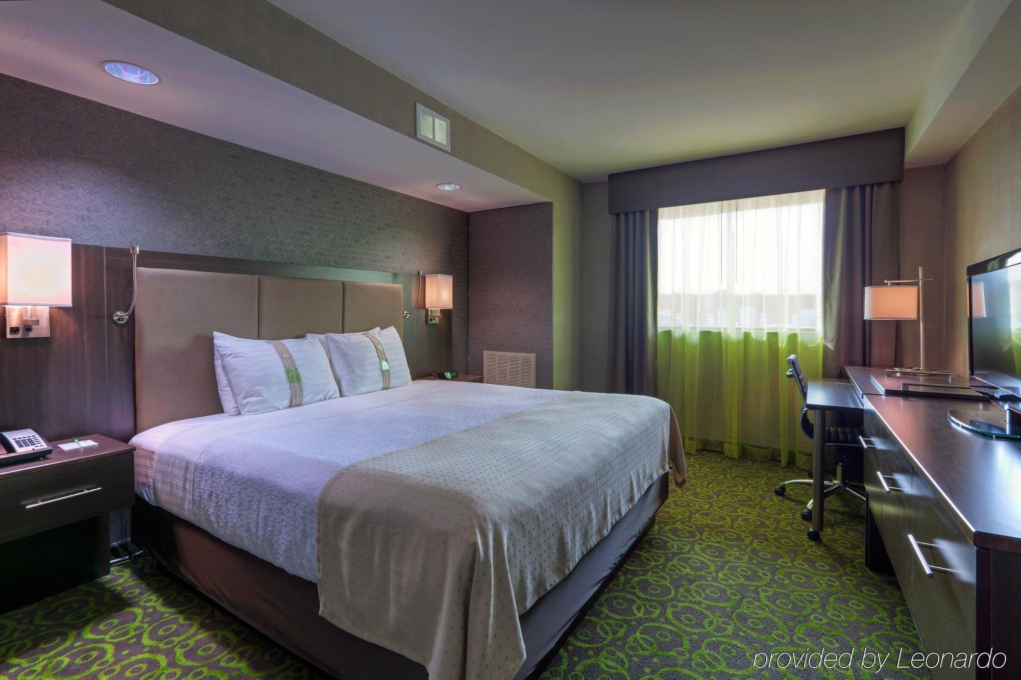 Holiday Inn Express Winnipeg Airport - Polo Park By Ihg Zewnętrze zdjęcie